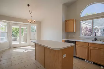 7288 S Comet Hill Cir W, West Jordan, UT 84081 - Photo 7