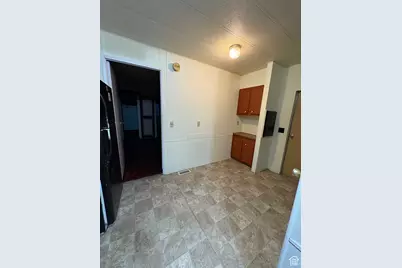 705 S Redwood Rd #77, Salt Lake City, UT 84104 - Photo 7