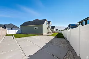 49 E Garibaldi Wy, Saratoga Springs, UT 84045 - Photo 35