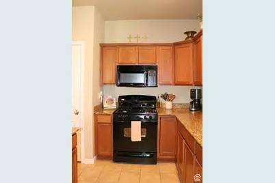 6842 Bigelow Dr, Stansbury Park, UT 84074 - Photo 5