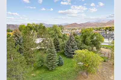 590 S Center St, Midway, UT 84049 - Photo 37