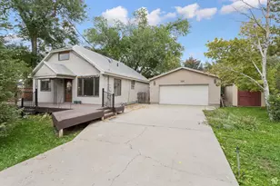 590 S Center St, Midway, UT 84049 - Photo 3