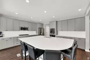 94 E Broxburn Way, Tooele, UT 84074 - Photo 11