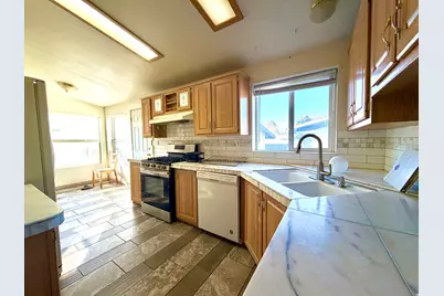 1025 N 300 W #1, Springville, UT 84663 - Photo 11