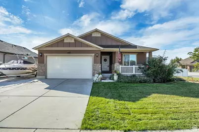 1097 W 850 S, Clearfield, UT 84015 - Photo 3