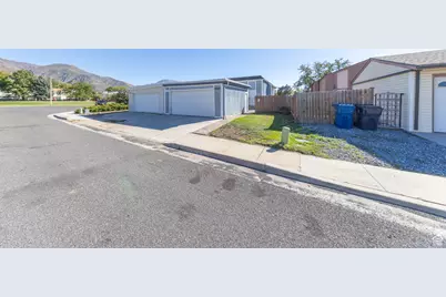 1879 E 5750 S, South Ogden, UT 84403 - Photo 25