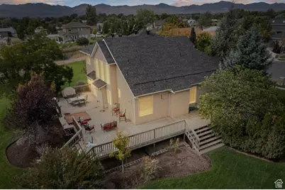 12952 S Croix Cir, Riverton, UT 84065 - Photo 11