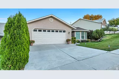 5006 S 1800 W, Roy, UT 84067 - Photo 3