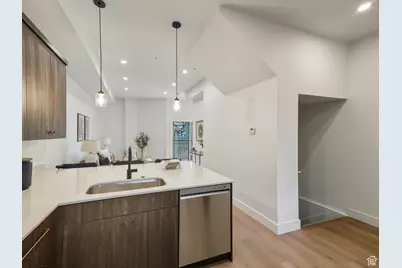 544 N 600 W #2 B, Salt Lake City, UT 84116 - Photo 9