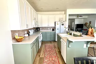 7173 S Kristilyn Ln W, West Jordan, UT 84084 - Photo 11