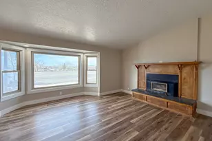 510 W Hwy Dr, Wellington, UT 84542 - Photo 5