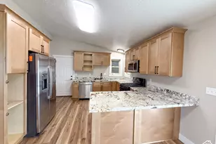 510 W Hwy Dr, Wellington, UT 84542 - Photo 3