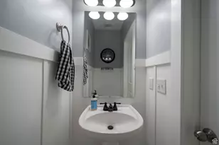 11078 S Topview Rd W, South Jordan, UT 84009 - Photo 13