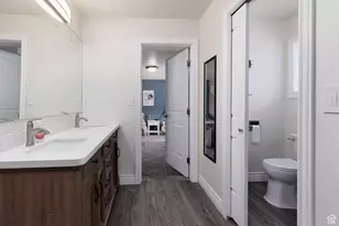 295 S State St, Ferron, UT 84523 - Photo 25