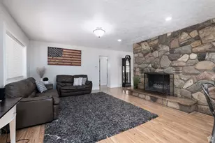 295 S State St, Ferron, UT 84523 - Photo 15