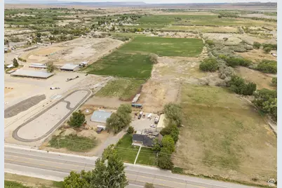 295 S State St, Ferron, UT 84523 - Photo 47