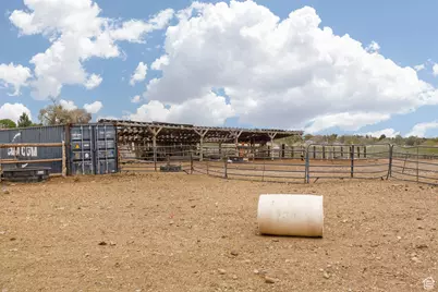 295 S State St, Ferron, UT 84523 - Photo 35