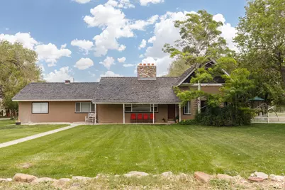 295 S State St, Ferron, UT 84523 - Photo 1