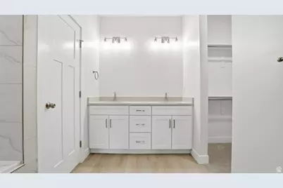 1579 S 3170 E, Spanish Fork, UT 84660 - Photo 9