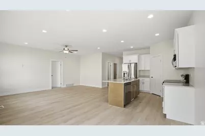 1579 S 3170 E, Spanish Fork, UT 84660 - Photo 7