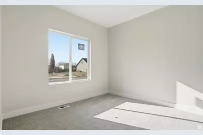 1579 S 3170 E, Spanish Fork, UT 84660 - Photo 21