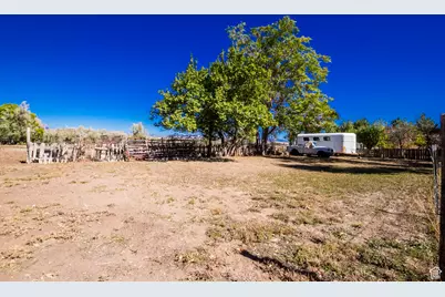 990 W 1100 S, Vernal, UT 84078 - Photo 41