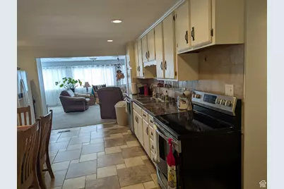 350 S 900 E, Orem, UT 84097 - Photo 33