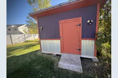 361 E 1900 N, North Ogden, UT 84414 - Photo 25