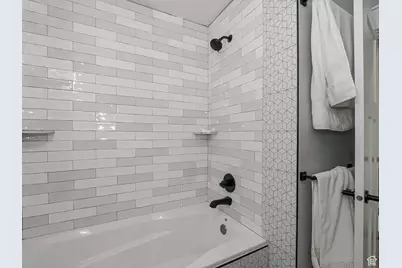 8407 Meadow Green Way, West Jordan, UT 84088 - Photo 17