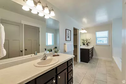 1318 W Wasatch Dr, Saratoga Springs, UT 84045 - Photo 9