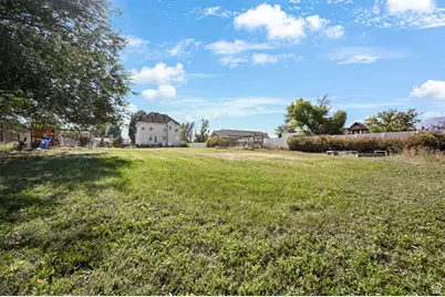 670 W 300 N, Hyrum, UT 84319 - Photo 29