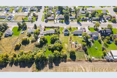 670 W 300 N, Hyrum, UT 84319 - Photo 37