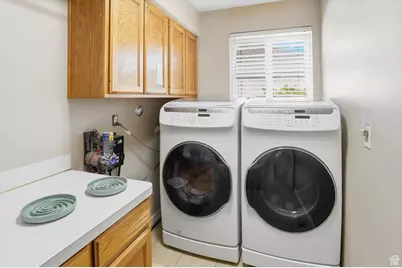 1283 N 2575 E, Layton, UT 84040 - Photo 29