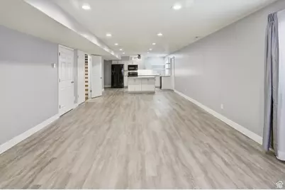 1283 N 2575 E, Layton, UT 84040 - Photo 31