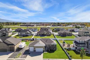 2405 W 2825 N, Farr West, UT 84404 - Photo 31