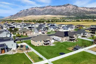 2405 W 2825 N, Farr West, UT 84404 - Photo 37