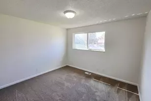 10433 S Carnation Dr, Sandy, UT 84094 - Photo 19