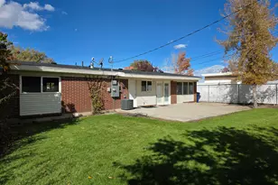 10433 S Carnation Dr, Sandy, UT 84094 - Photo 37