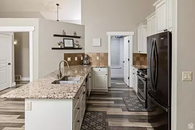 160 600 N, Millville, UT 84326 - Photo 9