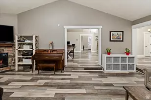 160 600 N, Millville, UT 84326 - Photo 19