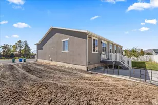 1332 W 1500 N, Lehi, UT 84043 - Photo 27