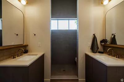 2105 E Fardown Ave, Holladay, UT 84121 - Photo 41