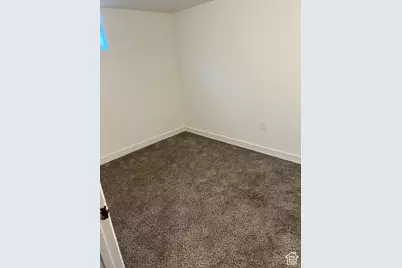 325 E 4425 S, Washington Terrace, UT 84405 - Photo 5