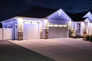 2248 E Grenada Ln, Eagle Mountain, UT 84005 - Photo 25