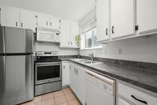 1169 E Cottonwood Hills Dr S, Sandy, UT 84094 - Photo 5