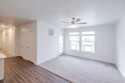 882 N Coulsen Dr #J203, Saratoga Springs, UT 84045 - Photo 17