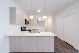 882 N Coulsen Dr, Saratoga Springs, UT 84045 - Photo 15