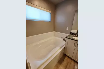 9051 N Clubhouse Ln, Eagle Mountain, UT 84005 - Photo 21