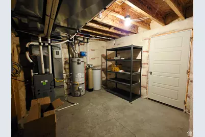 9051 N Clubhouse Ln, Eagle Mountain, UT 84005 - Photo 37