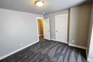 9051 N Clubhouse Ln, Eagle Mountain, UT 84005 - Photo 15